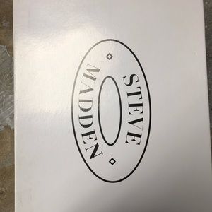 Steven Madden Sneakers 👟